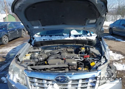 2013 Subaru Forester 2.5X из США, поврежденный, VIN JF2SHABC0DH413768